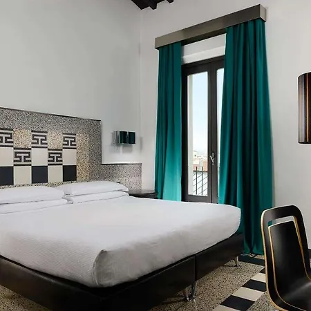Universo - Wtb Hotel