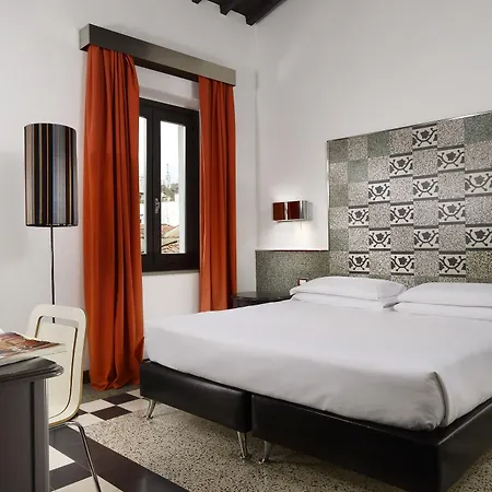 Universo - Wtb 3* Florence