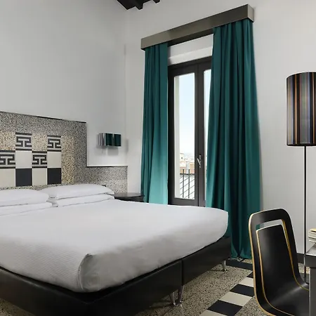 Universo - Wtb Hotel Florence