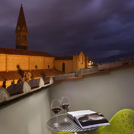 Universo - Wtb Hotel 3*