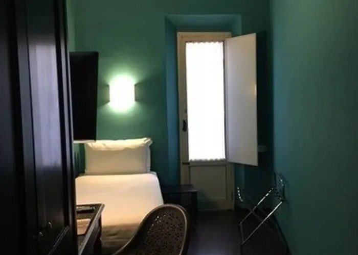 Universo - Wtb Hotel 3*